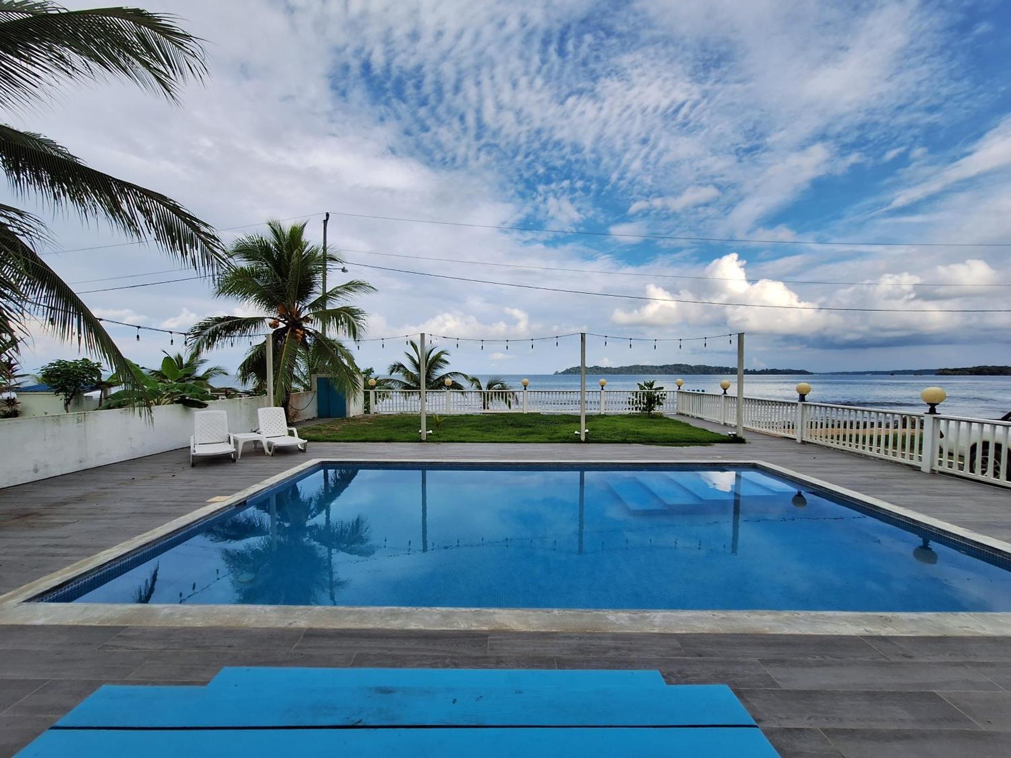Paunch Beach Retreat Бокас-дель-Торо Экстерьер фото